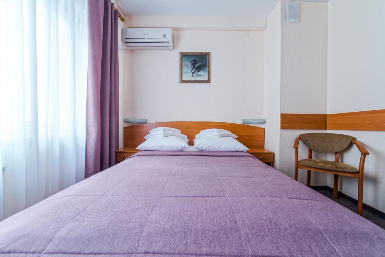Zvezda Hotel Μινσκ Εξωτερικό φωτογραφία